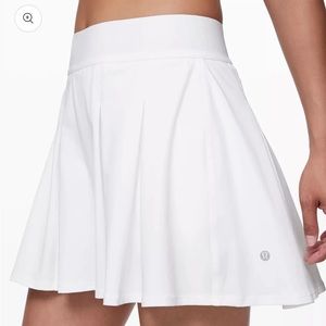 MOVING SALE! LuluLemon Tennis Time Skirt NWT